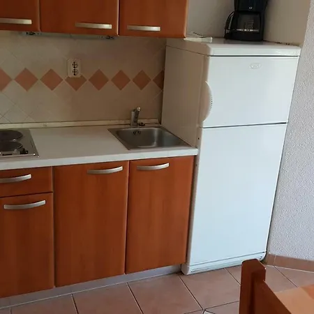 Apartment By The Sea Jezera, Murter - 5120