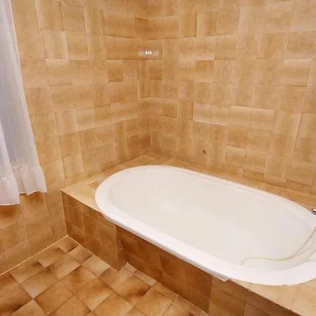 Apartment By The Sea Jezera, Murter - 5120 Jezera